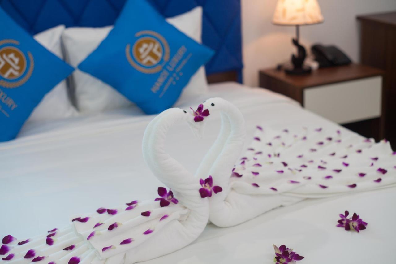 Luxury House & Travel Hotel